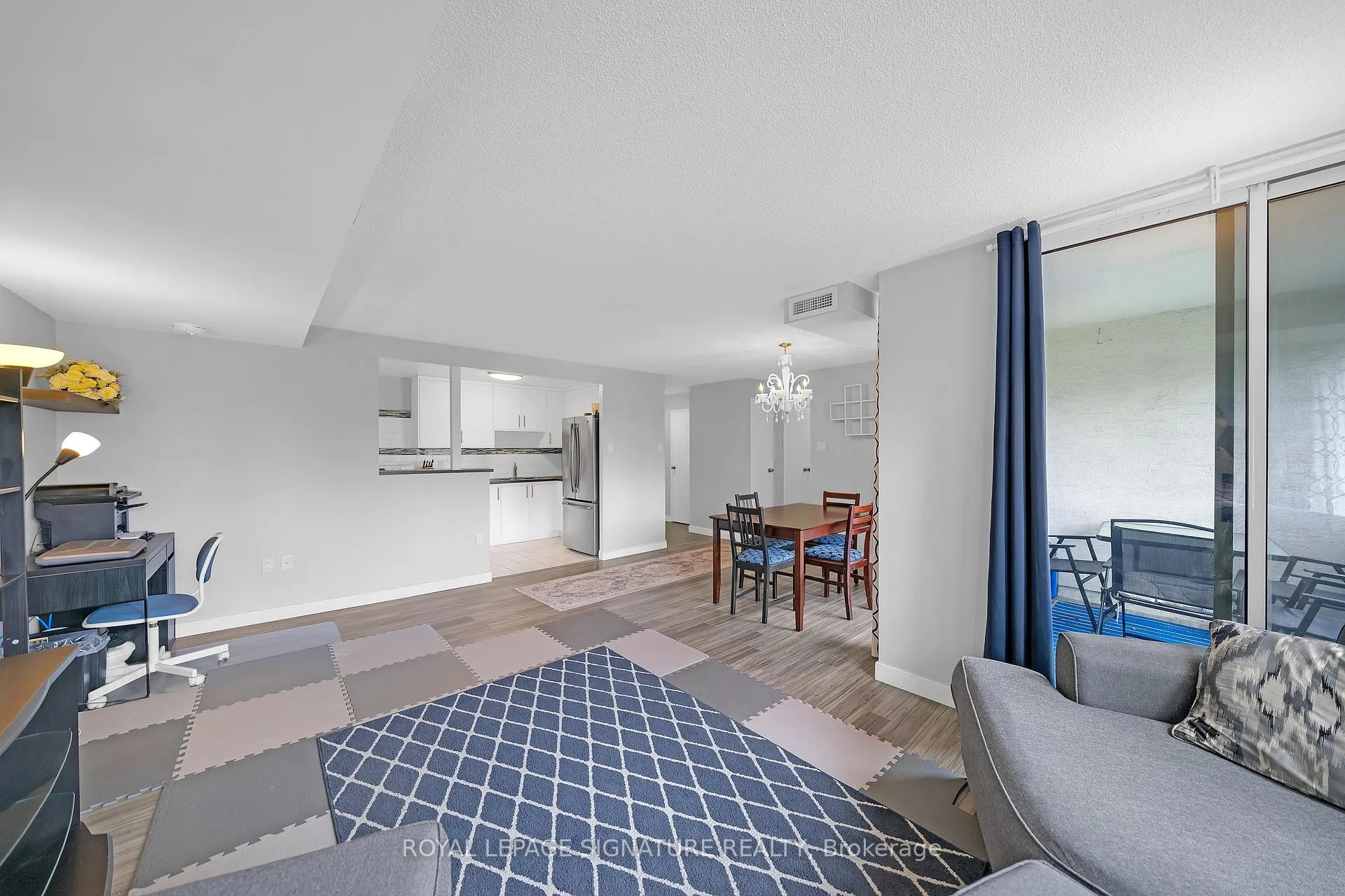 Photo 8 of Unit 212, 475 The West Mall, Etobicoke, Etobicoke West Mall — HOMEH