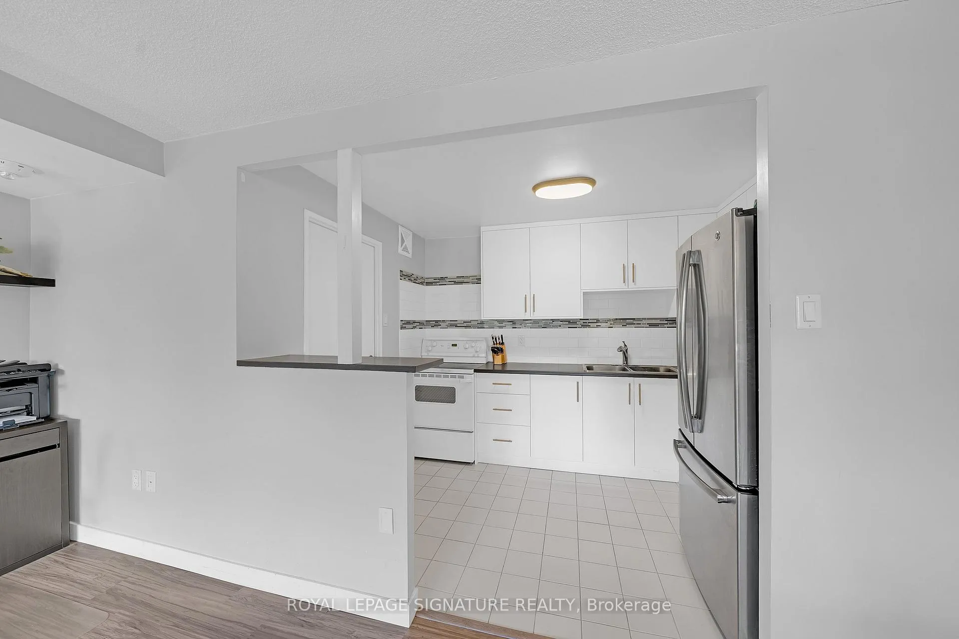Photo 9 of Unit 212, 475 The West Mall, Etobicoke, Etobicoke West Mall — HOMEH