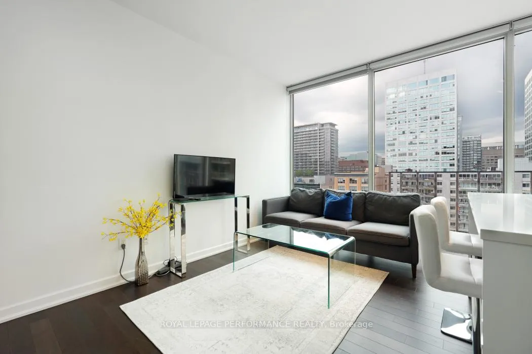 Photo 8 of Unit 702, 300 Lisgar Street, Ottawa, Ottawa Centre — HOMEH