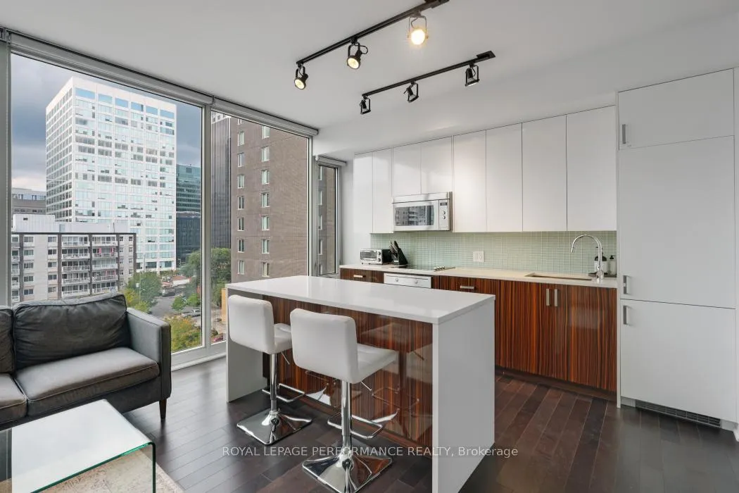 Photo 10 of Unit 702, 300 Lisgar Street, Ottawa, Ottawa Centre — HOMEH