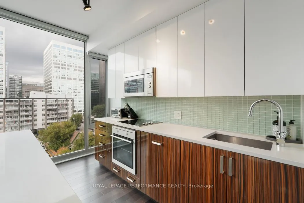 Photo 11 of Unit 702, 300 Lisgar Street, Ottawa, Ottawa Centre — HOMEH