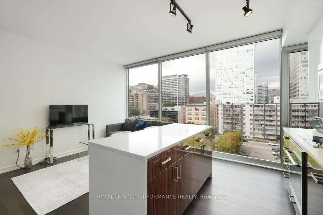Photo 12 of Unit 702, 300 Lisgar Street, Ottawa, Ottawa Centre — HOMEH