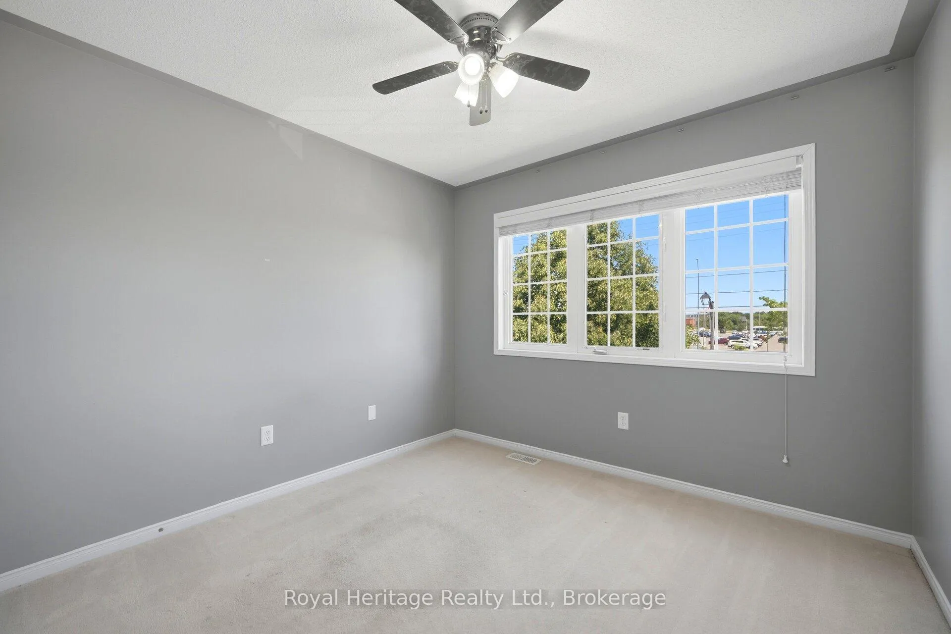 Photo 17 of 933 Fetchison Drive, Oshawa, Taunton — HOMEH