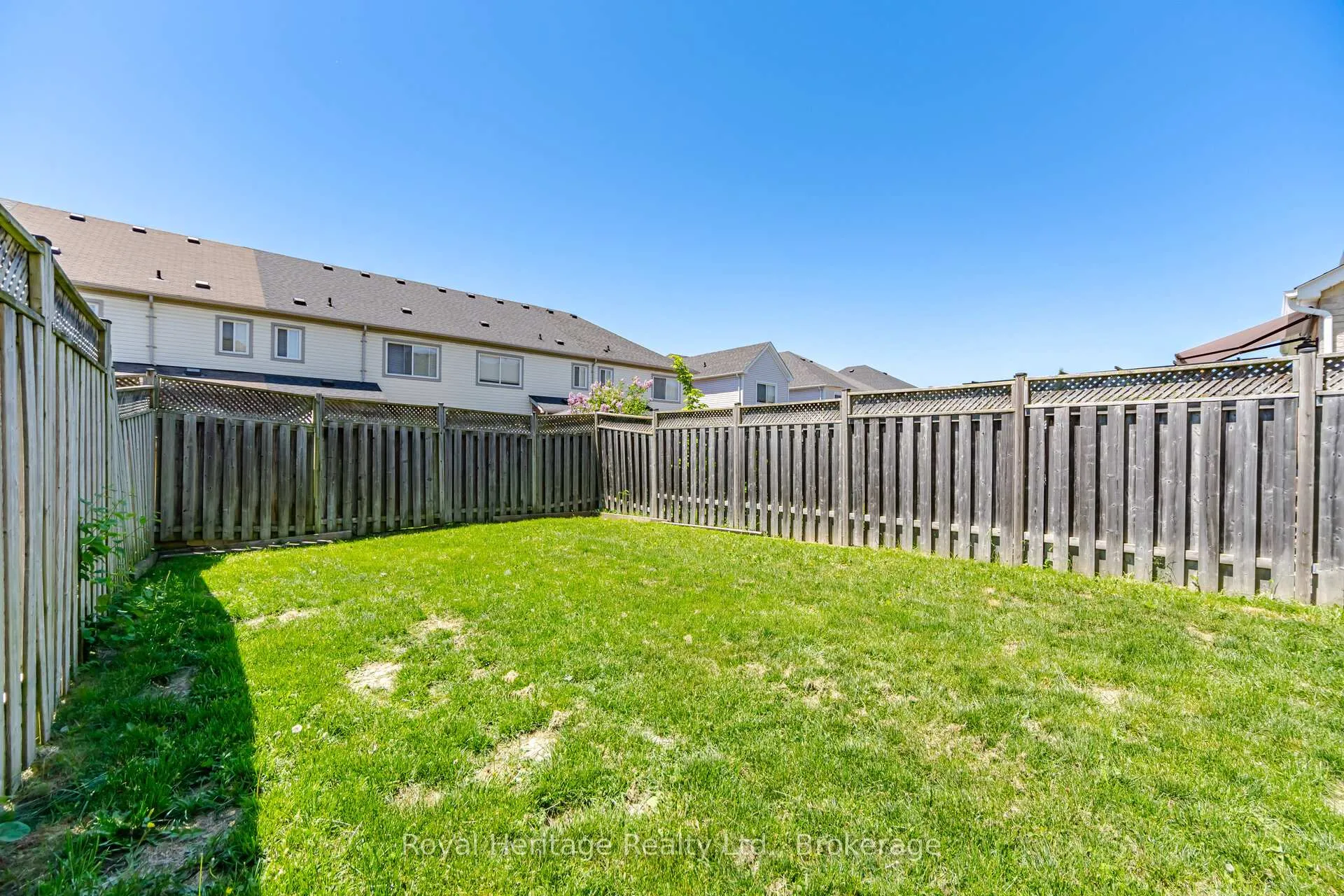 Photo 20 of 933 Fetchison Drive, Oshawa, Taunton — HOMEH