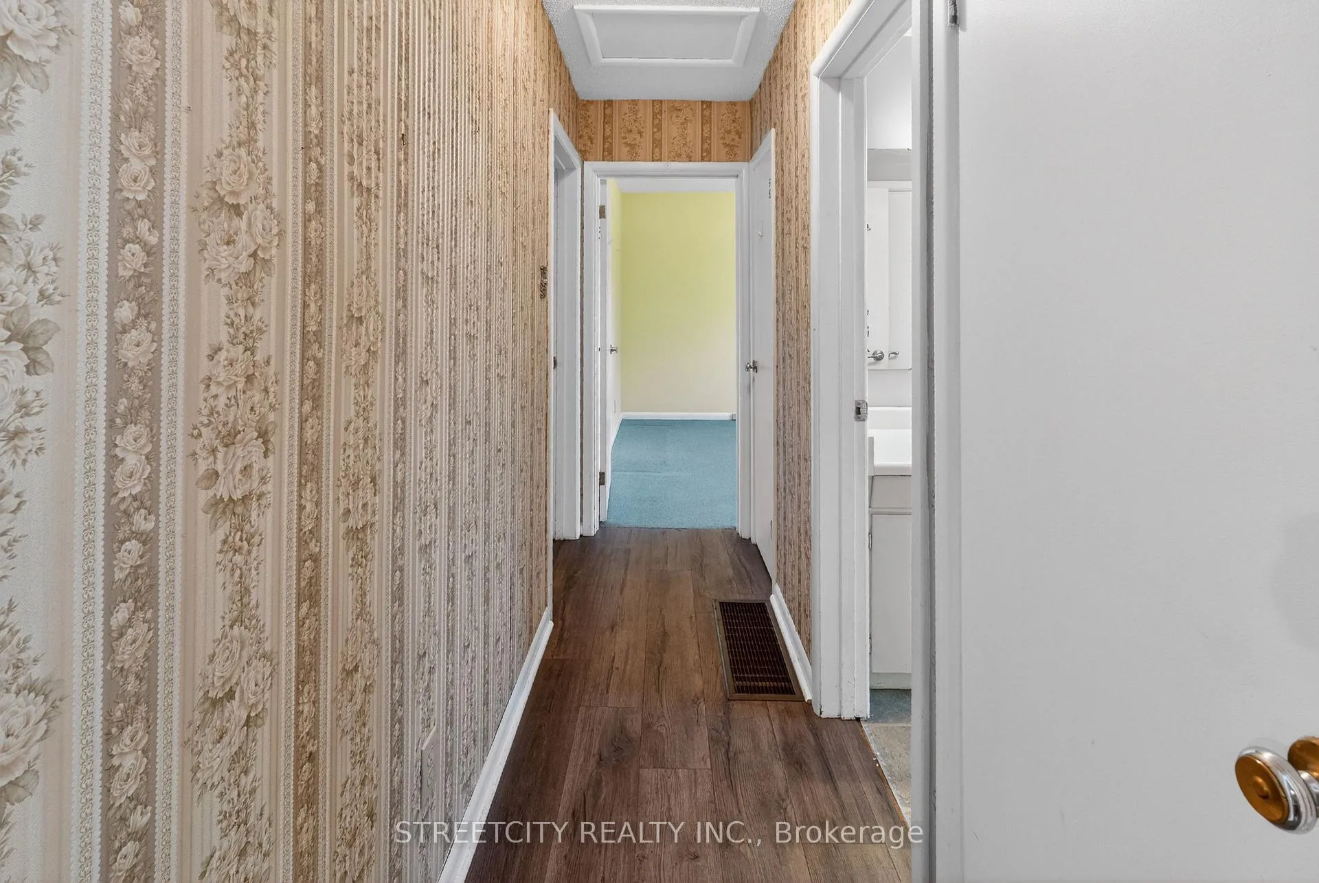 Photo 20 of 174 Myrtle Street, St. Thomas — HOMEH