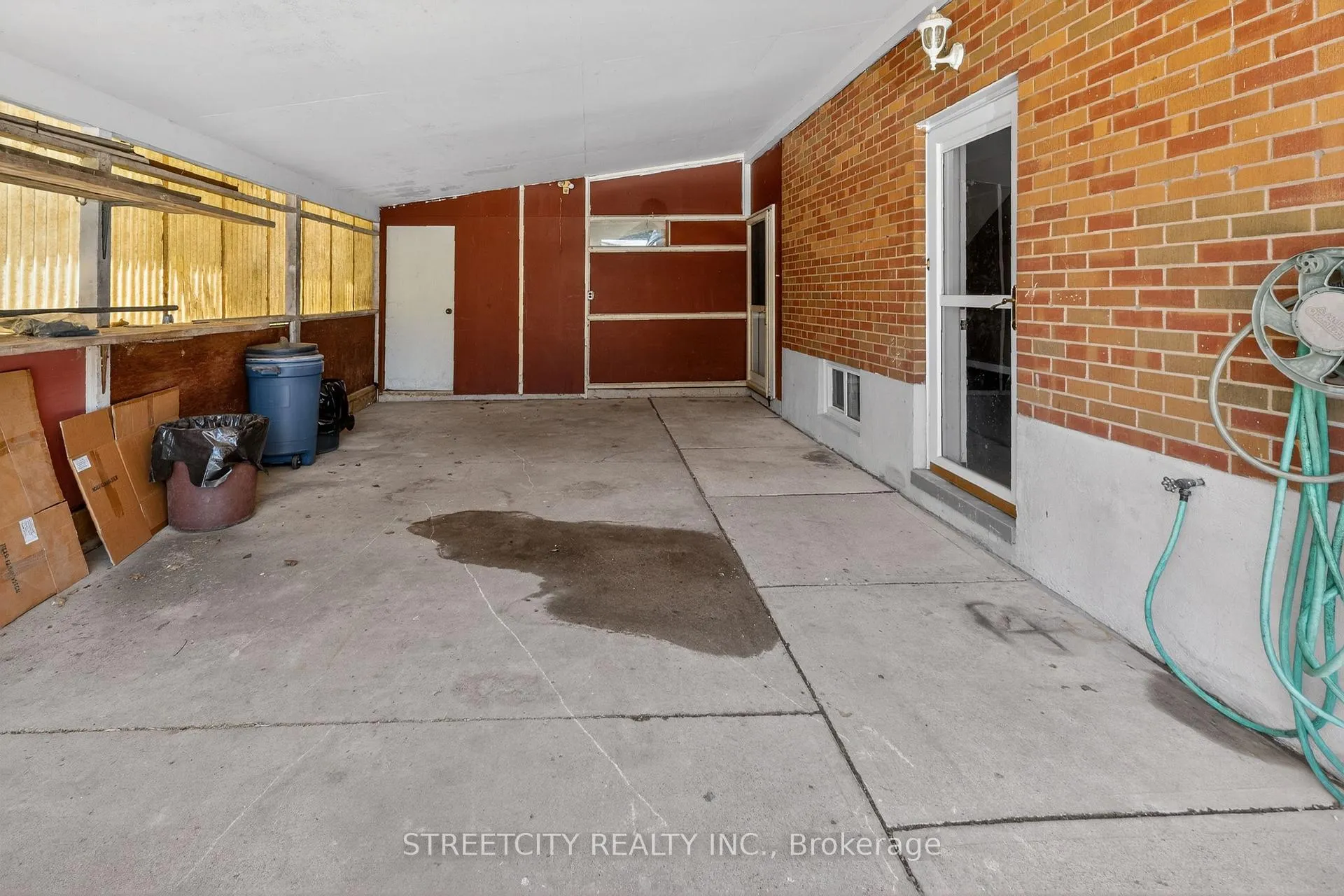 Photo 32 of 174 Myrtle Street, St. Thomas — HOMEH