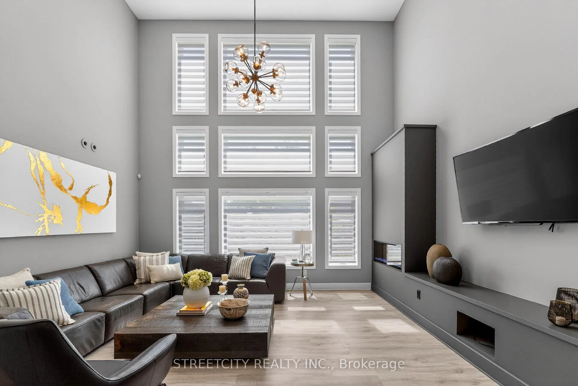 Photo 15 of 28 Martingale Terrace, St. Thomas — HOMEH