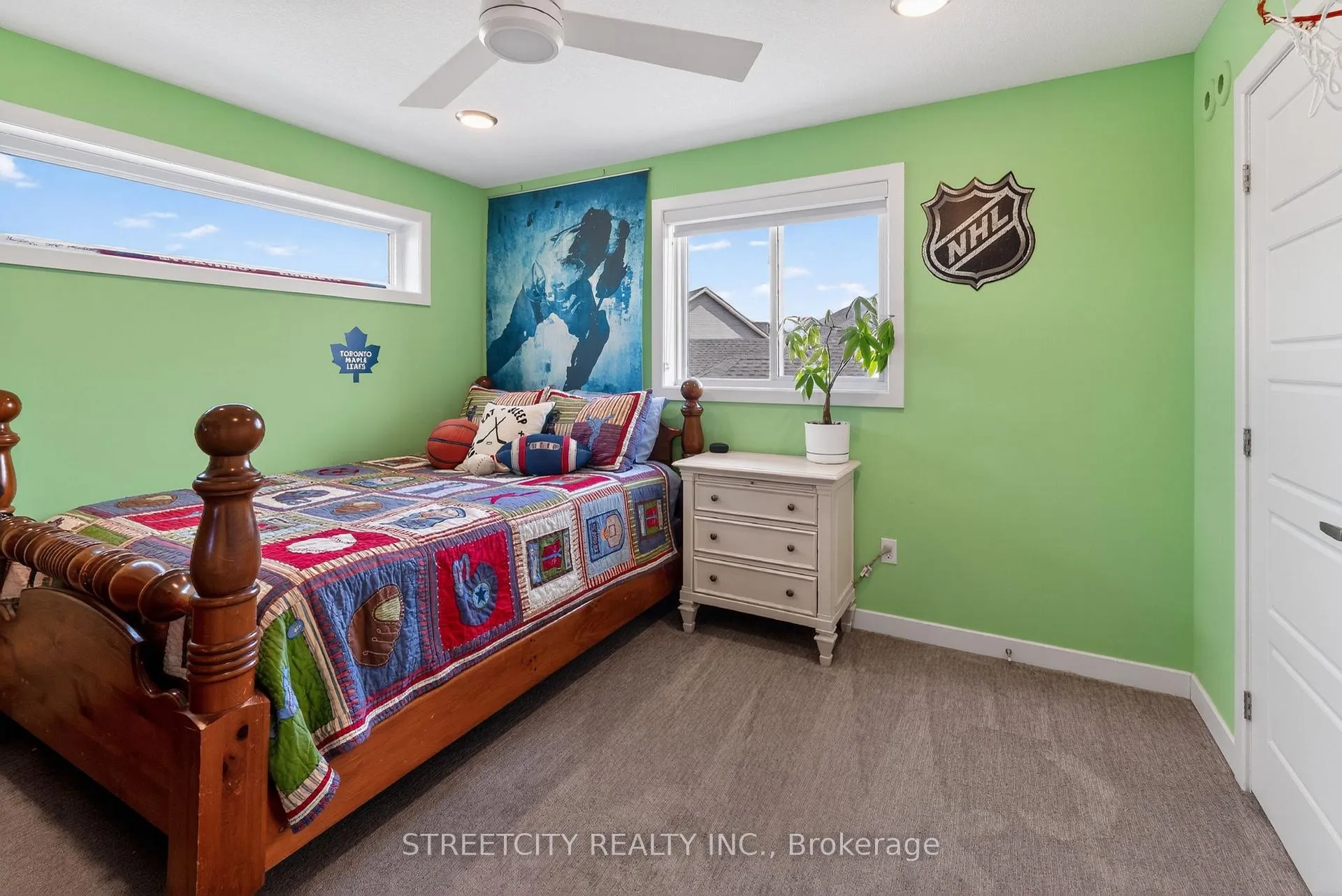 Photo 40 of 28 Martingale Terrace, St. Thomas — HOMEH