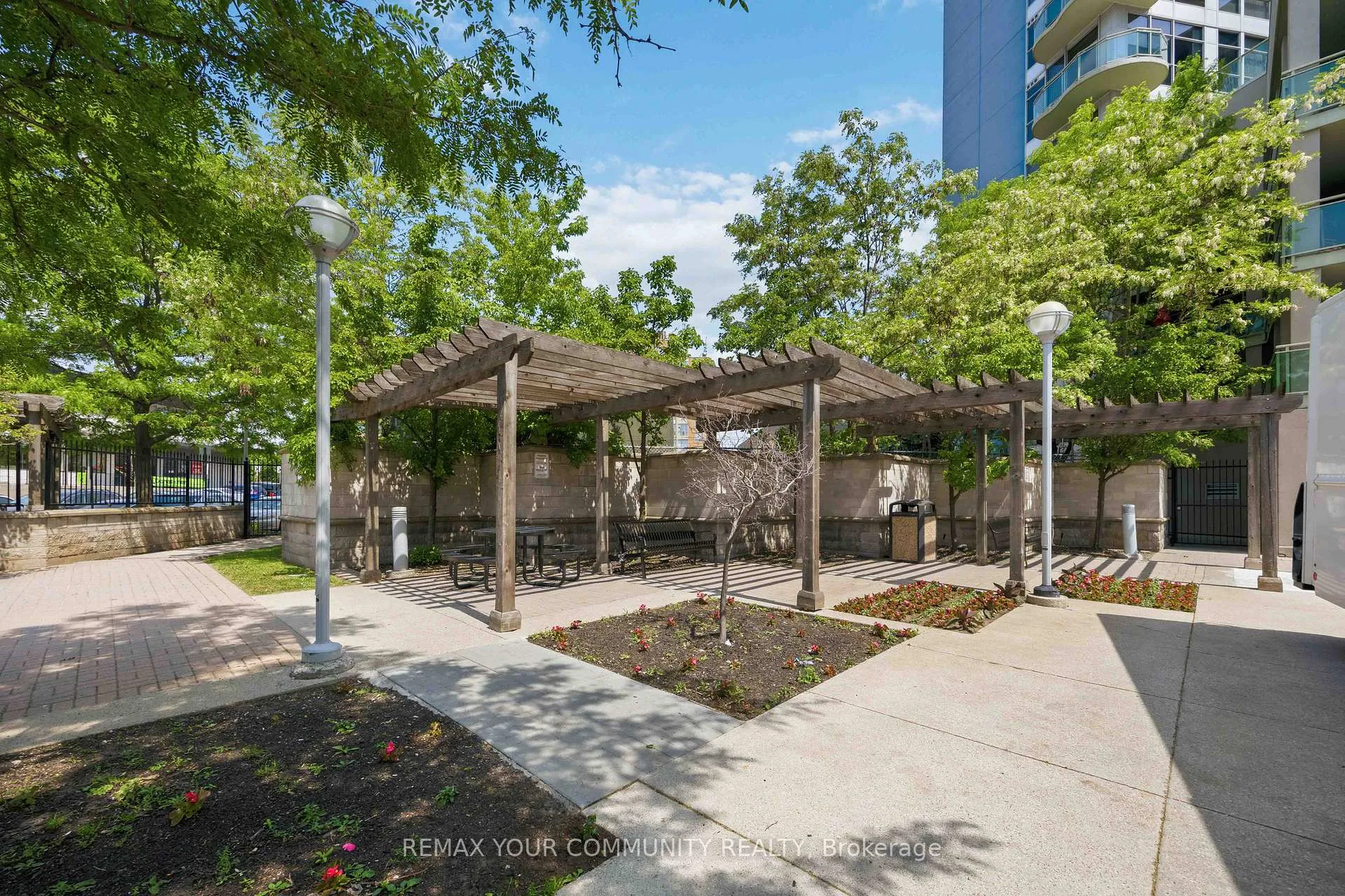 Photo 2 of Unit 502, 1600 Keele Street, Toronto, Keelesdale-Eglinton West — HOMEH