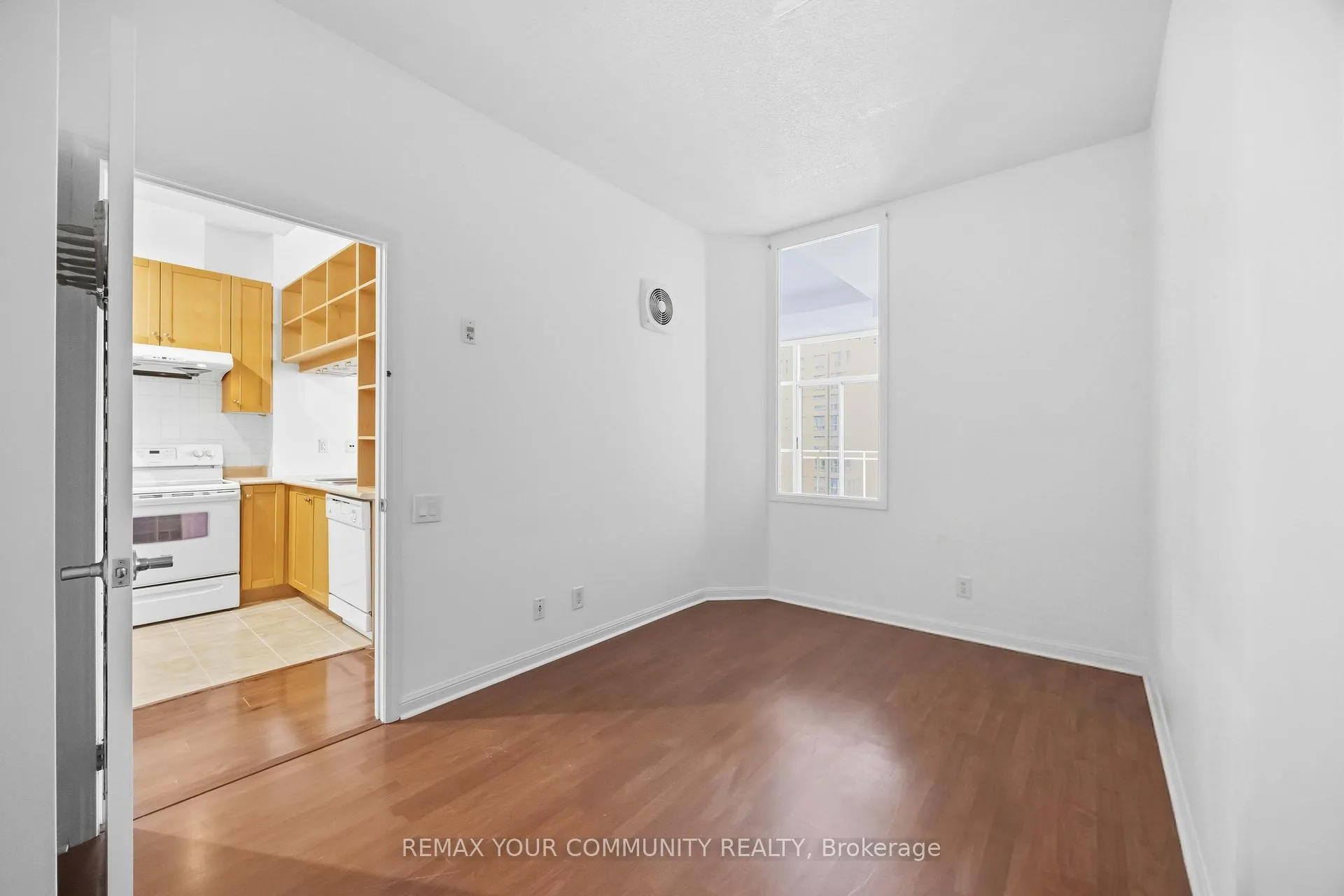 Photo 7 of Unit 502, 1600 Keele Street, Toronto, Keelesdale-Eglinton West — HOMEH