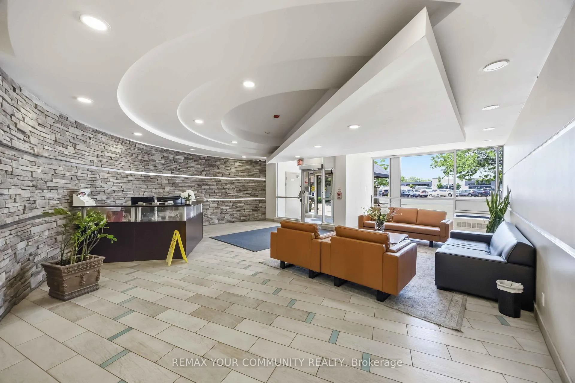 Photo 8 of Unit 502, 1600 Keele Street, Toronto, Keelesdale-Eglinton West — HOMEH