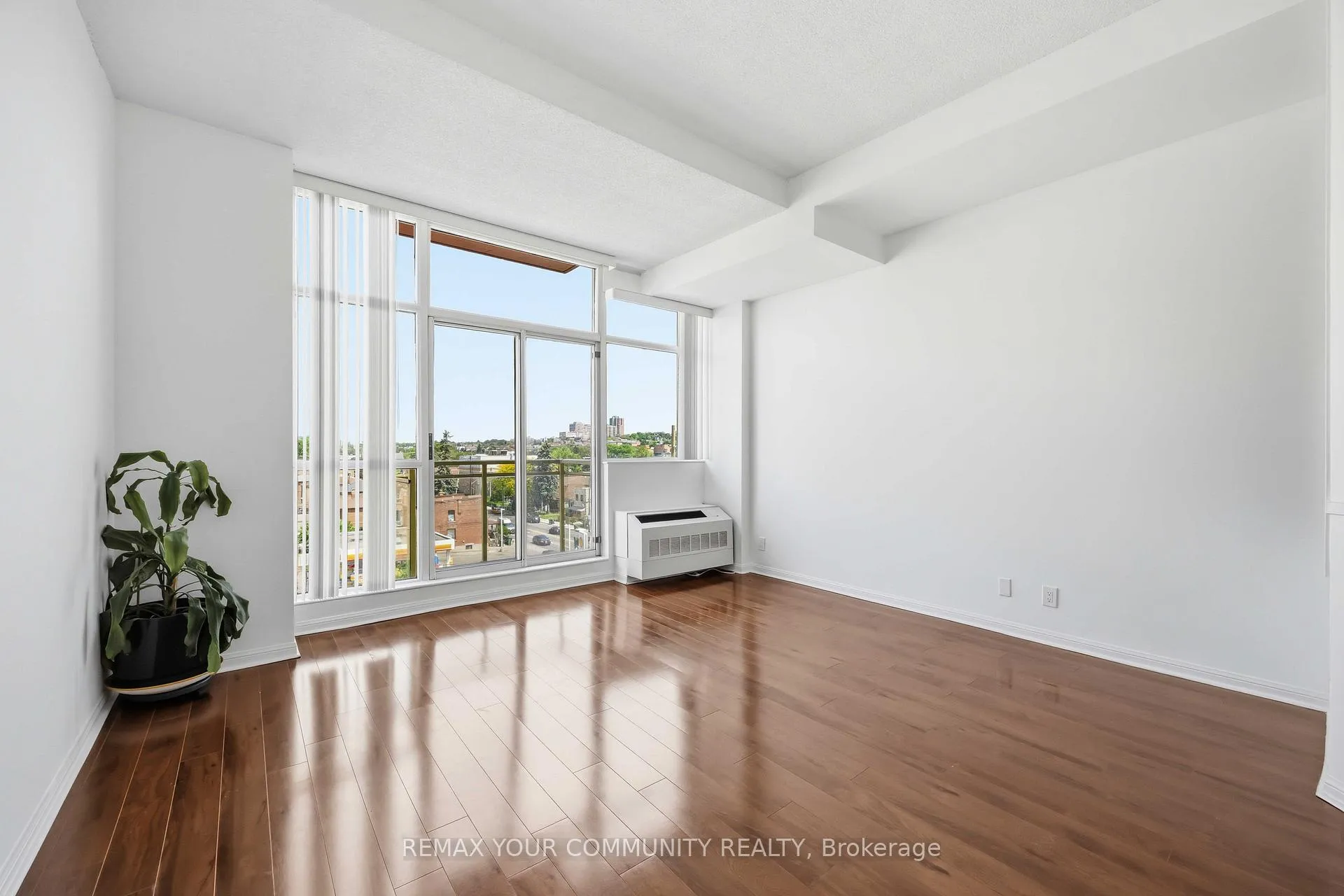 Photo 11 of Unit 502, 1600 Keele Street, Toronto, Keelesdale-Eglinton West — HOMEH