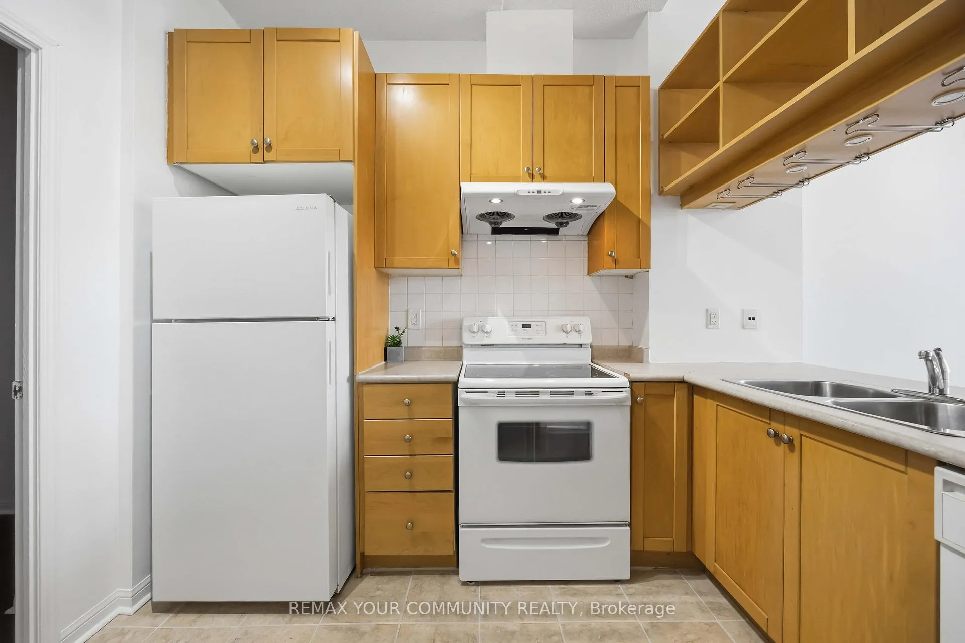 Photo 20 of Unit 502, 1600 Keele Street, Toronto, Keelesdale-Eglinton West — HOMEH