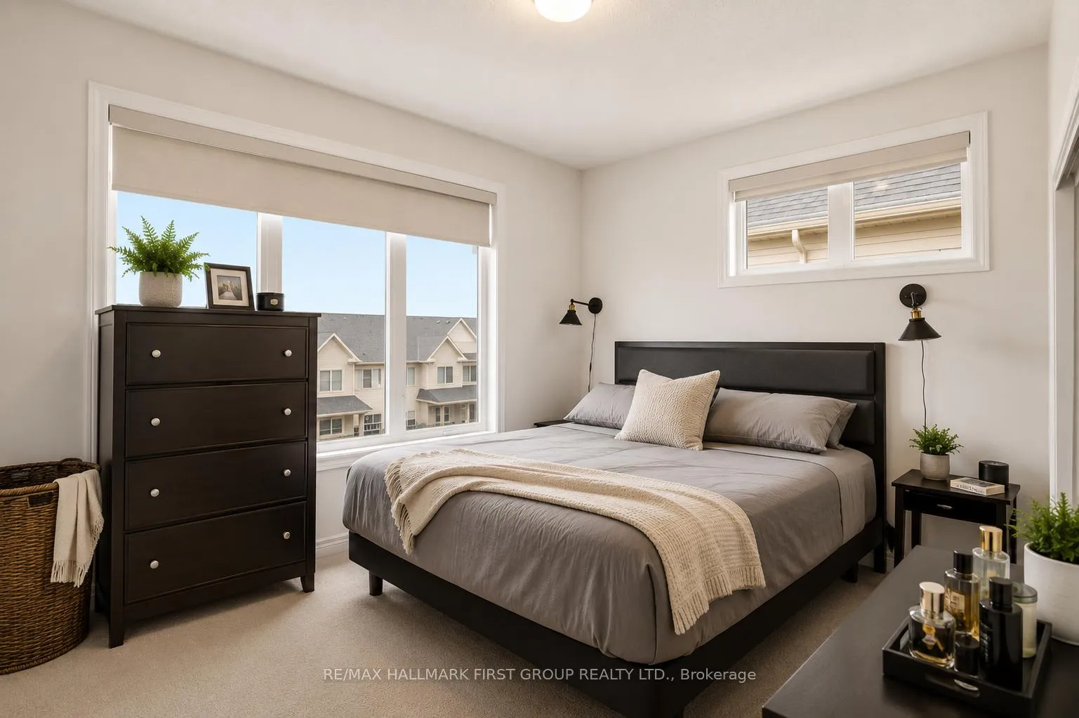 Photo 10 of 2019 Cameron Lott Crescent, Oshawa, Kedron — HOMEH