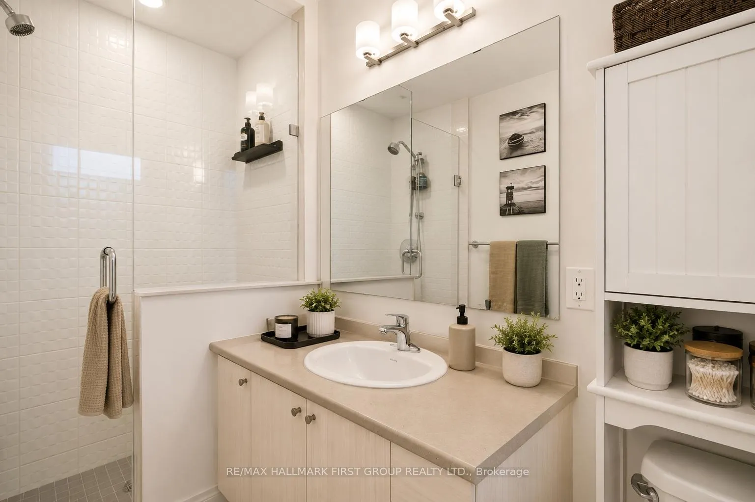 Photo 12 of 2019 Cameron Lott Crescent, Oshawa, Kedron — HOMEH