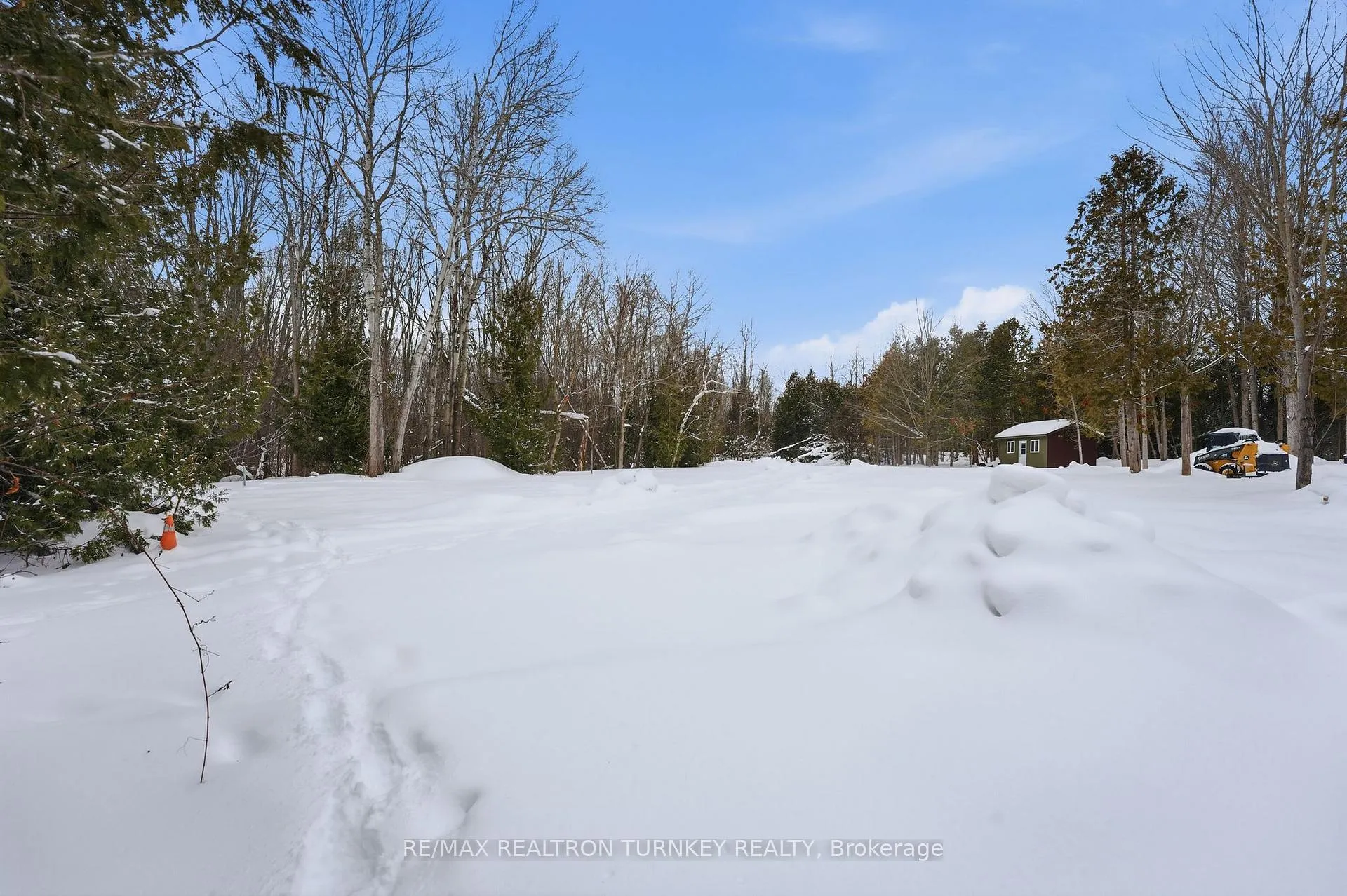 Photo 7 of Sina Street, Georgina, Historic Lakeshore Communities — HOMEH