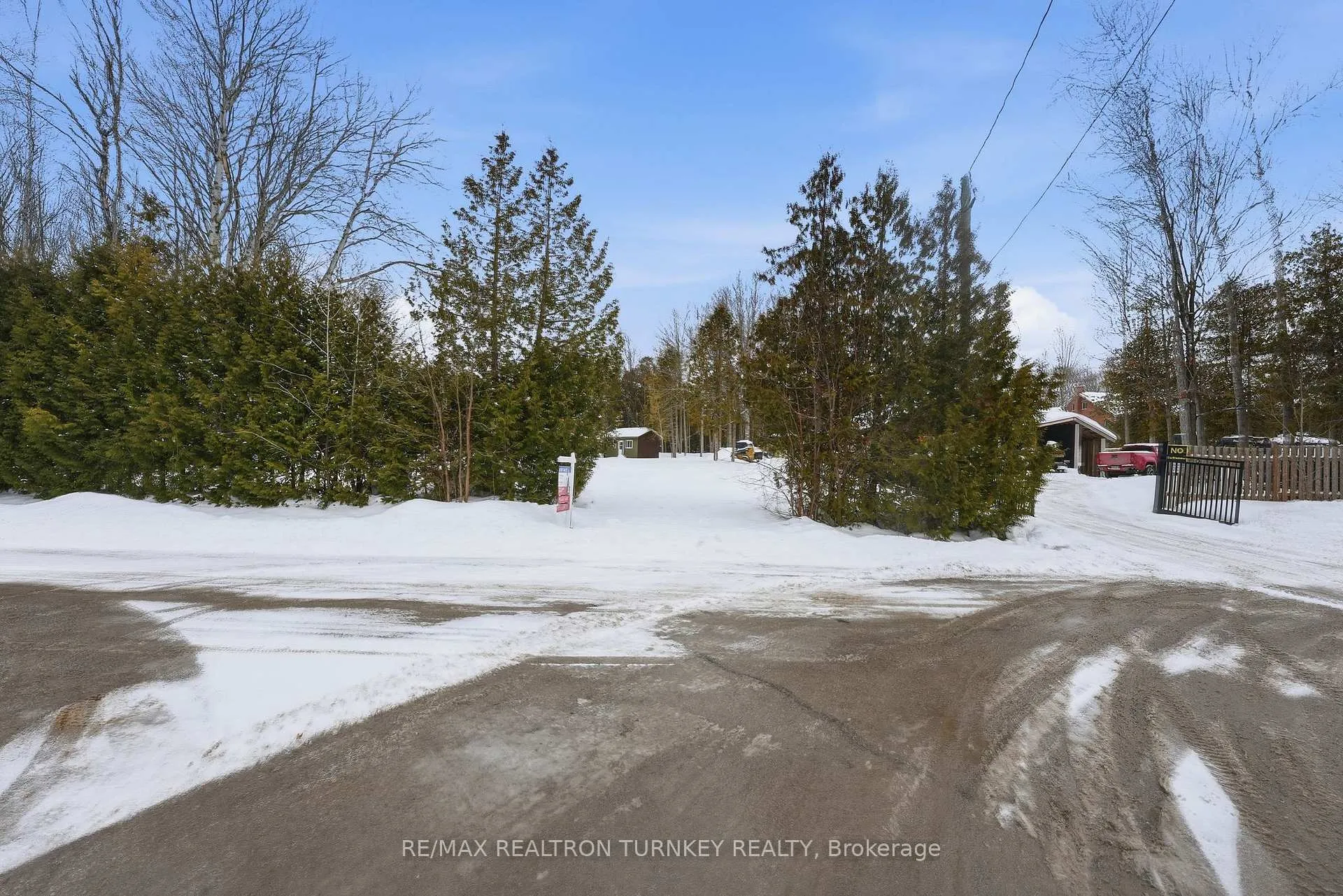 Photo 8 of Sina Street, Georgina, Historic Lakeshore Communities — HOMEH