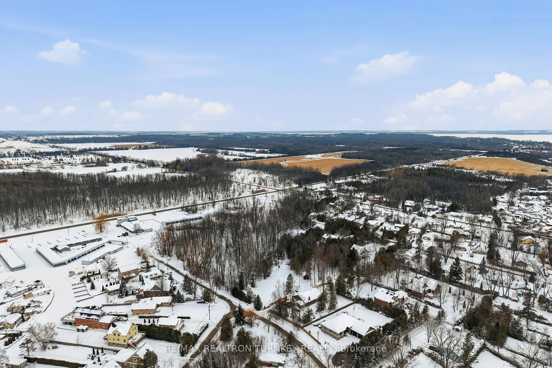 Photo 17 of Sina Street, Georgina, Historic Lakeshore Communities — HOMEH