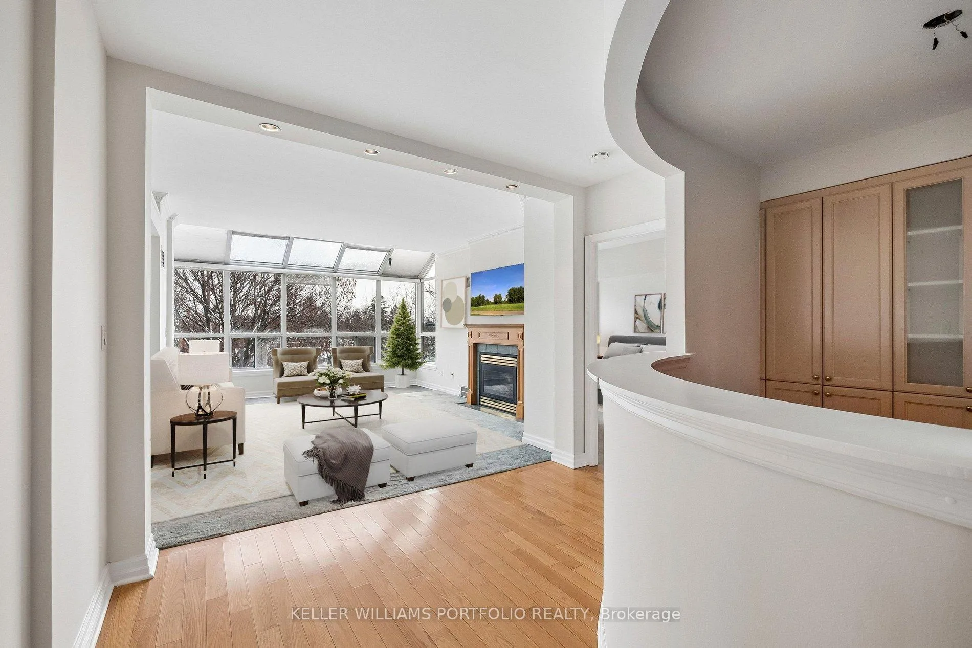 Photo 1 of Unit 702, 2727 Yonge Street, Toronto, Lawrence Park South — HOMEH