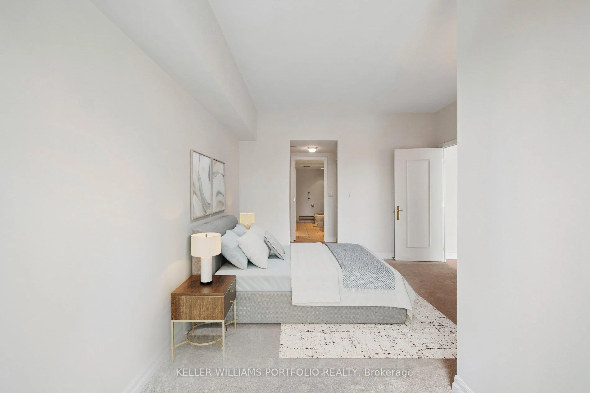 Photo 18 of Unit 702, 2727 Yonge Street, Toronto, Lawrence Park South — HOMEH