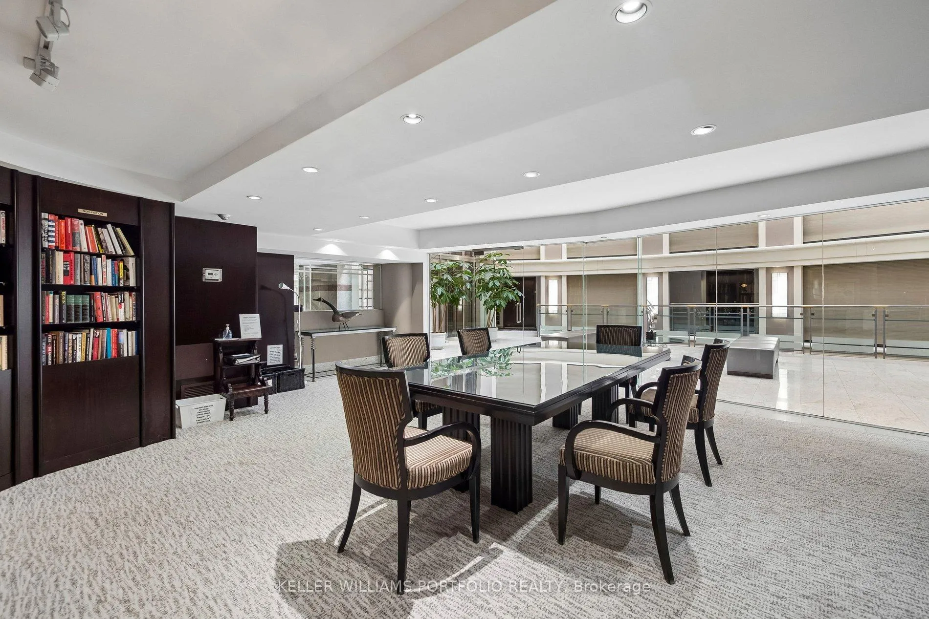 Photo 25 of Unit 702, 2727 Yonge Street, Toronto, Lawrence Park South — HOMEH