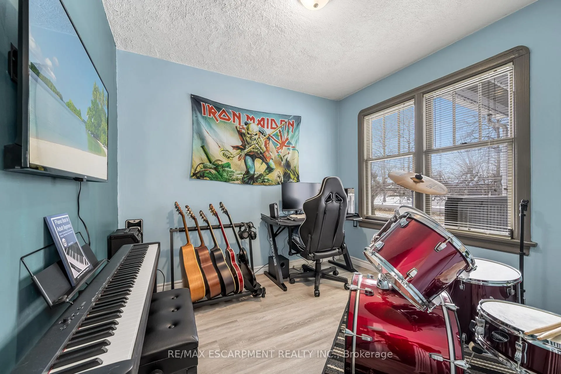 Photo 3 of 4679 Cherry Avenue, Lincoln, Lincoln Lake — HOMEH