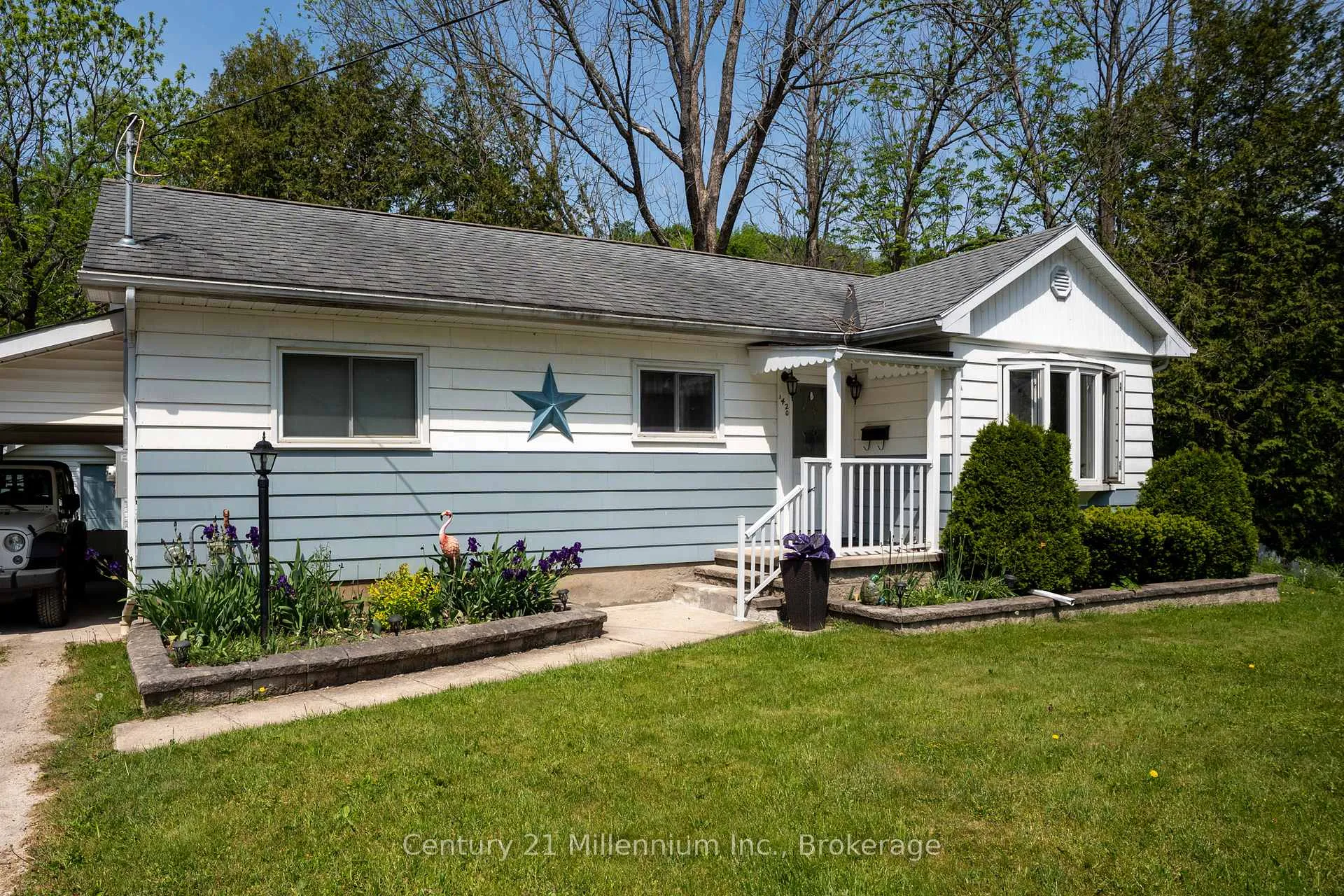 Front of 1420 7th Avenue W
