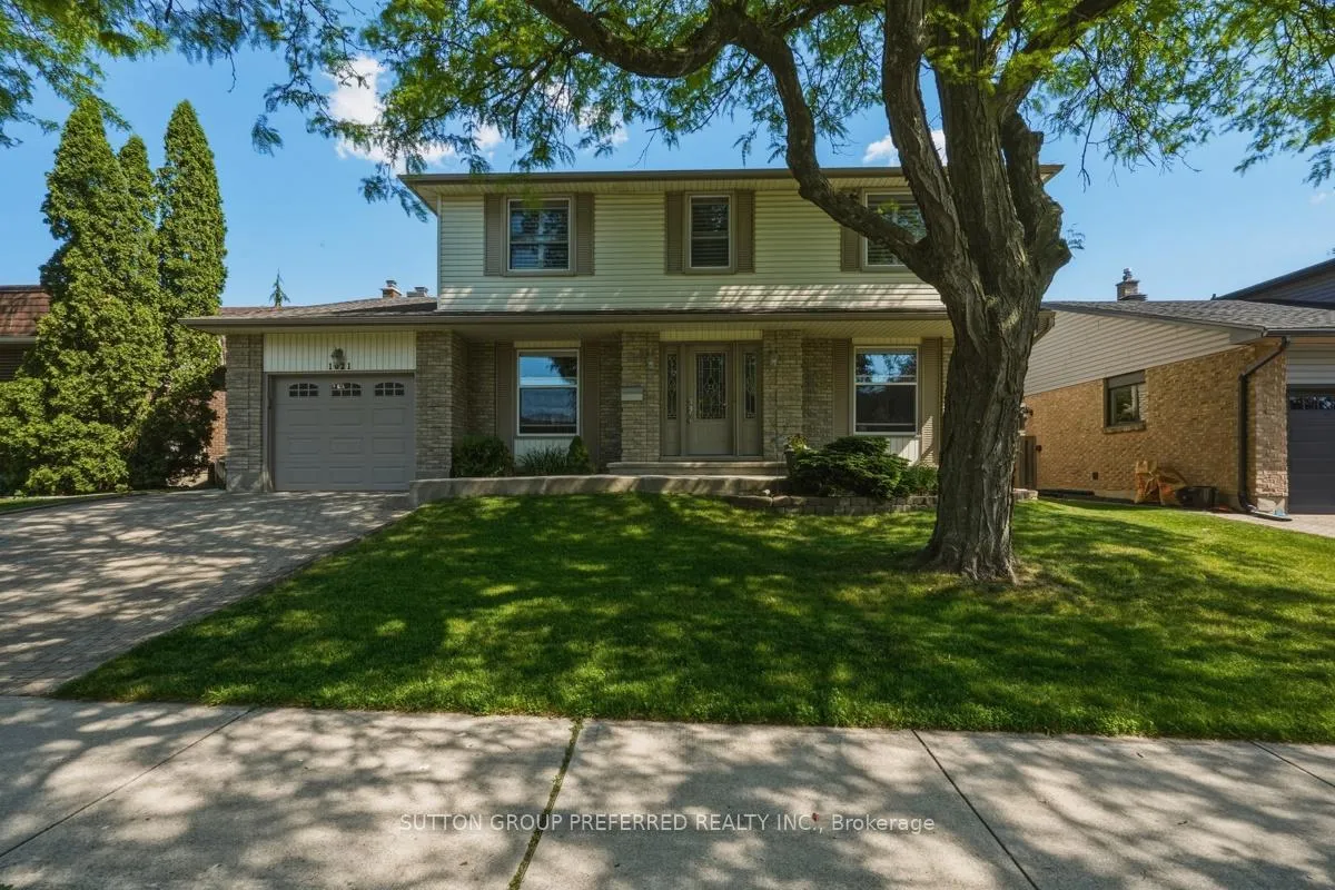 Photo 1 of 1021 Flintlock Road, London, North P — HOMEH