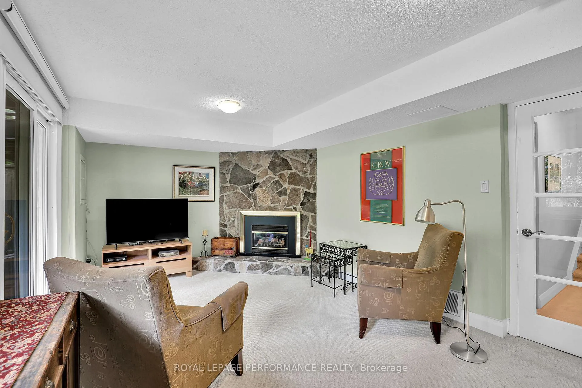 Photo 4 of Unit 49, 655 Richmond Road, Ottawa, Woodroffe — HOMEH