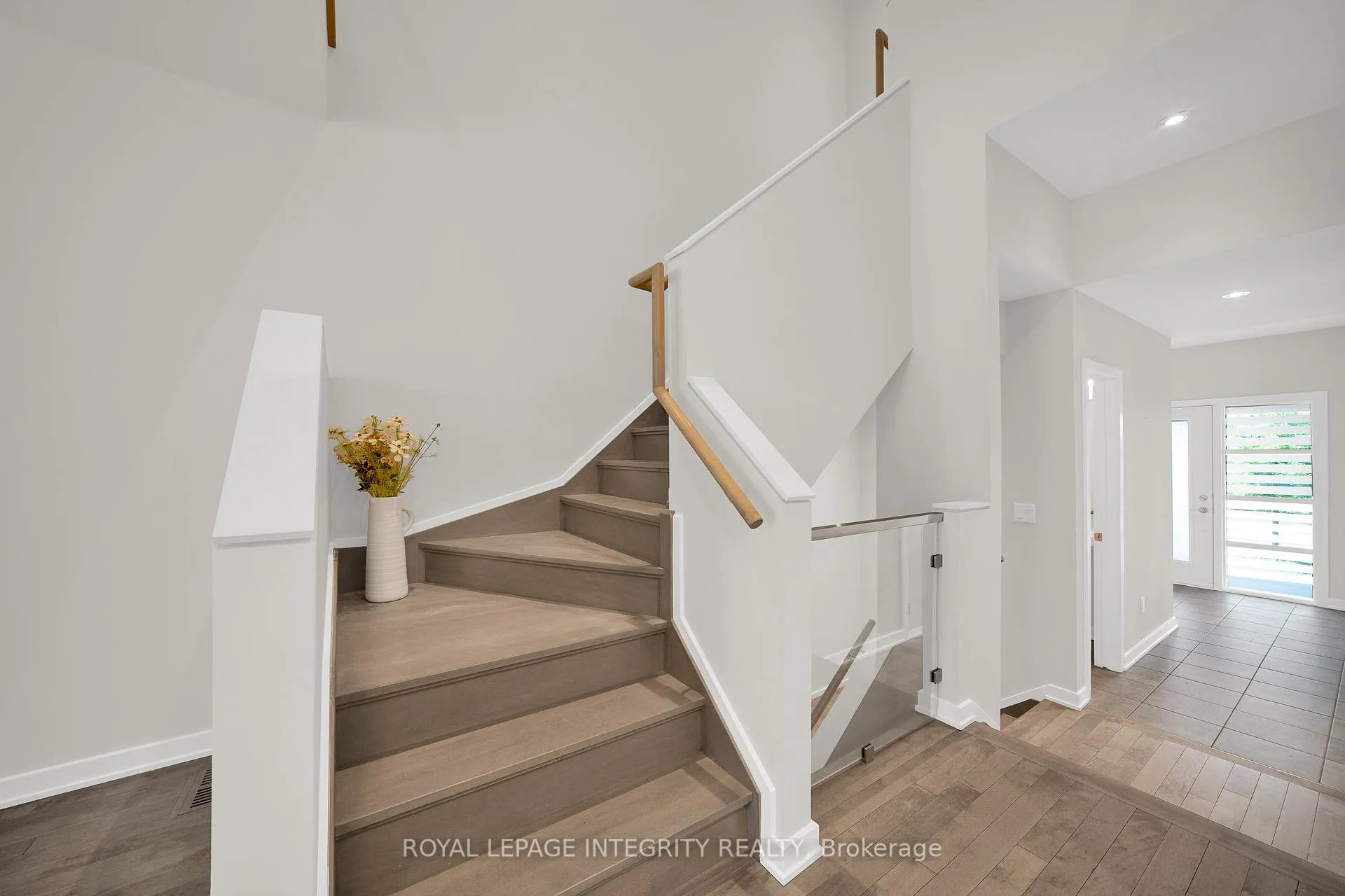 Photo 6 of 866 Quartet Avenue, Ottawa, Riverside South/Gloucester Glen — HOMEH