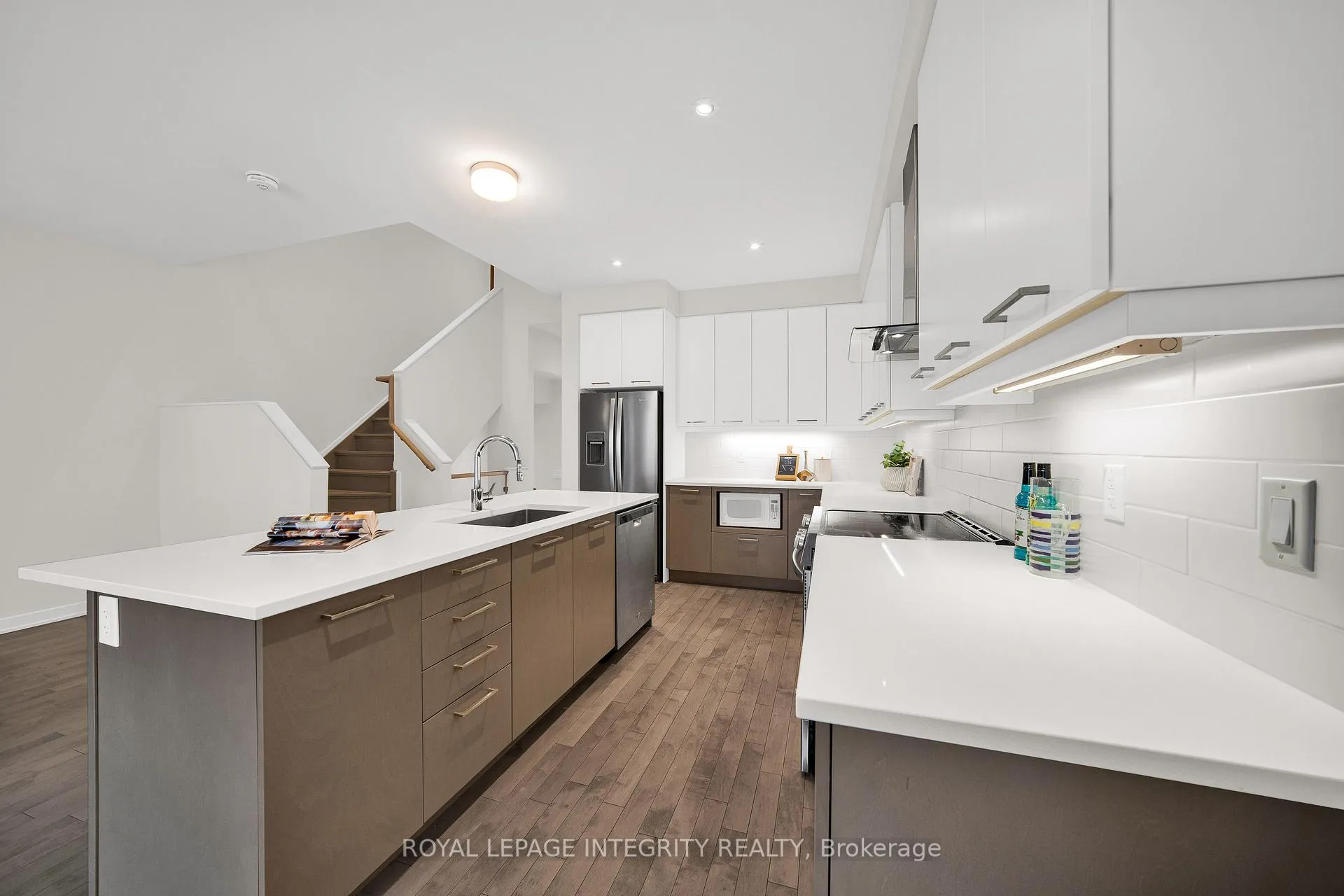 Photo 11 of 866 Quartet Avenue, Ottawa, Riverside South/Gloucester Glen — HOMEH