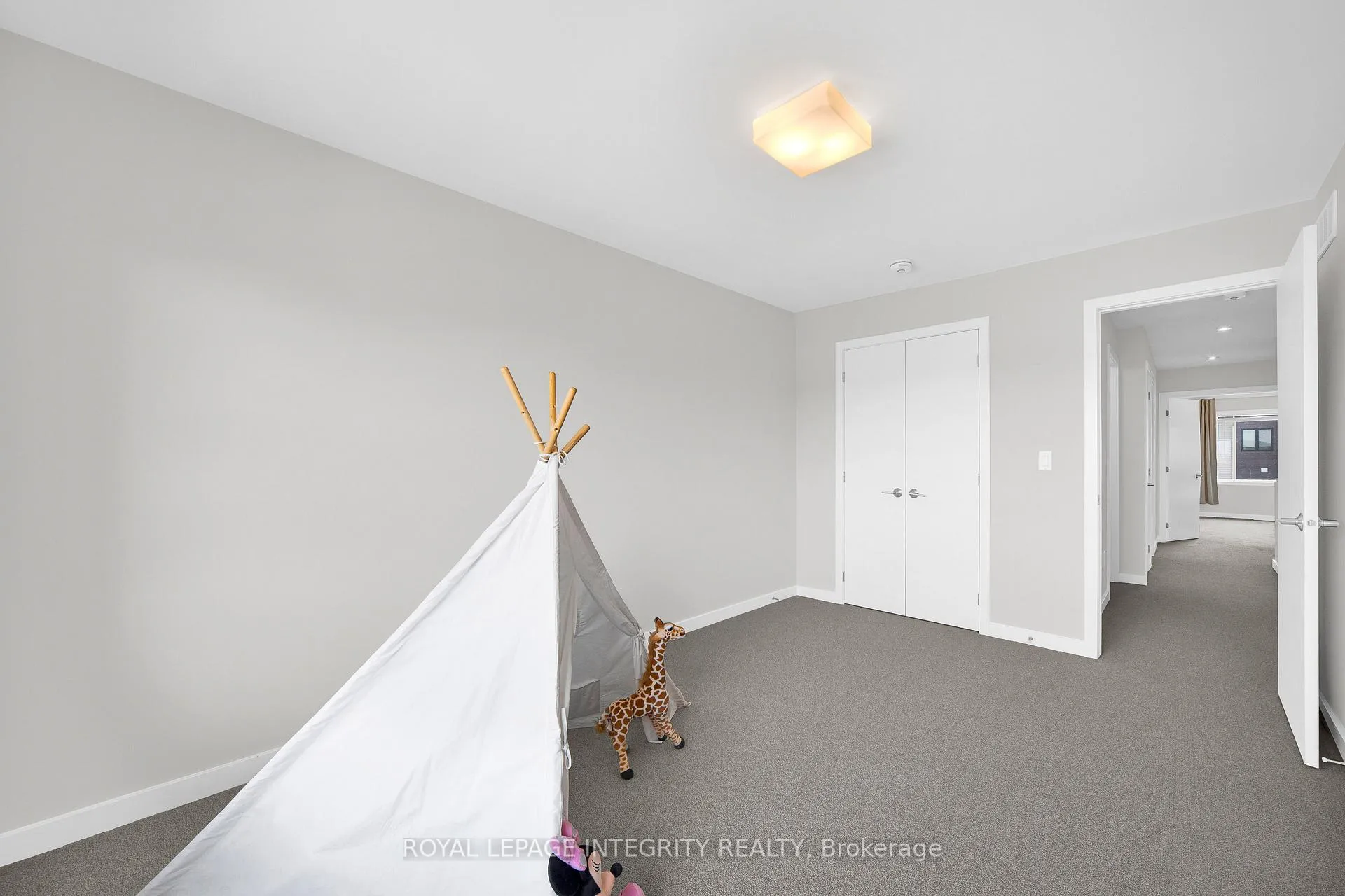 Photo 34 of 866 Quartet Avenue, Ottawa, Riverside South/Gloucester Glen — HOMEH