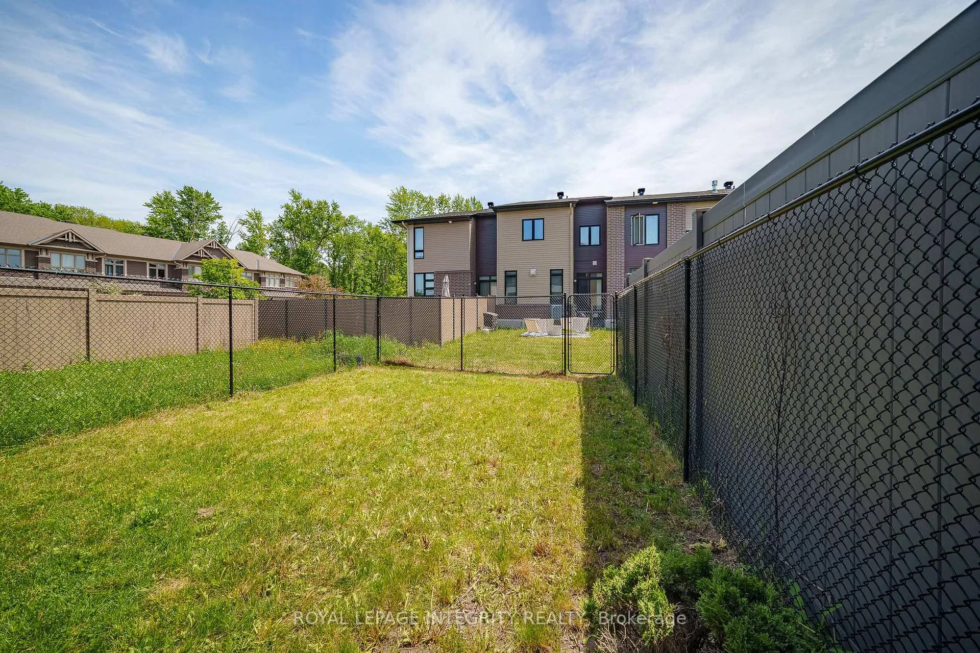 Photo 45 of 866 Quartet Avenue, Ottawa, Riverside South/Gloucester Glen — HOMEH