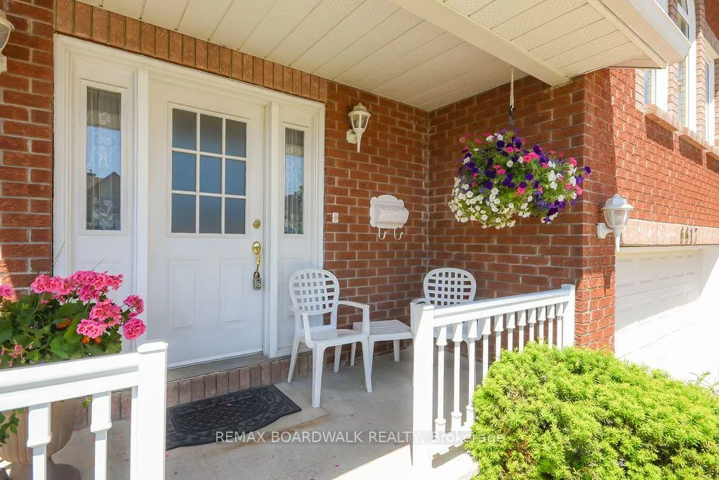 Photo 5 of 6617 Carriere Street, Ottawa, Chateauneuf — HOMEH