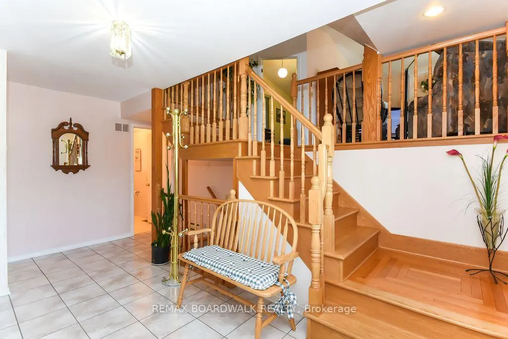 Photo 7 of 6617 Carriere Street, Ottawa, Chateauneuf — HOMEH