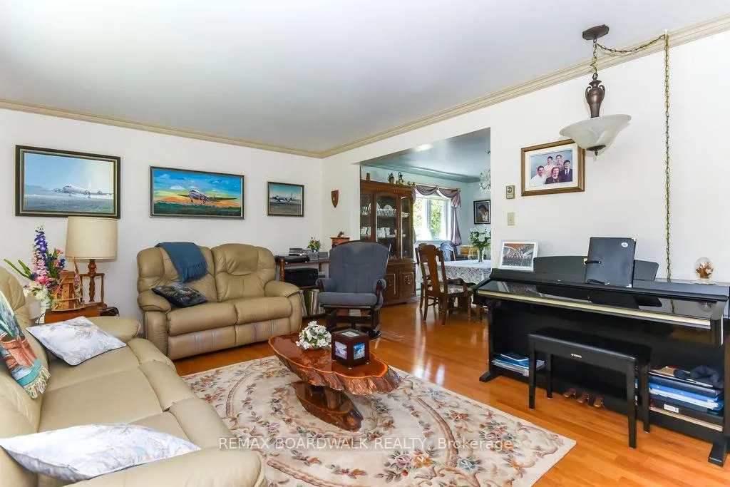 Photo 8 of 6617 Carriere Street, Ottawa, Chateauneuf — HOMEH