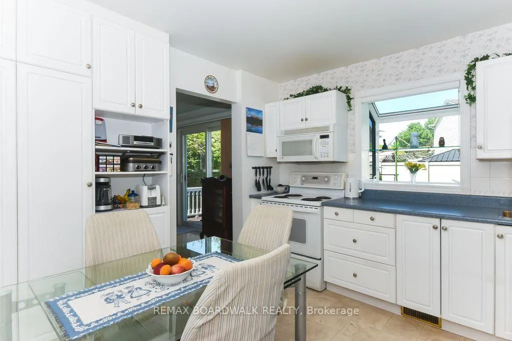 Photo 14 of 6617 Carriere Street, Ottawa, Chateauneuf — HOMEH