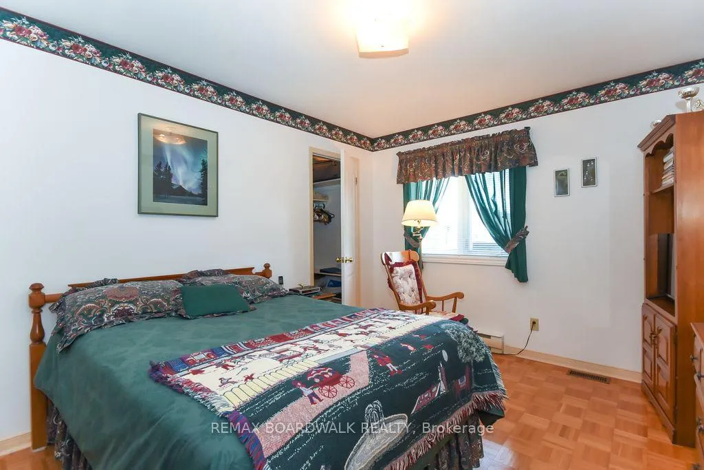 Photo 26 of 6617 Carriere Street, Ottawa, Chateauneuf — HOMEH