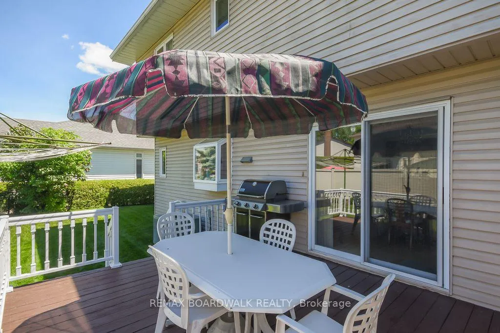 Photo 37 of 6617 Carriere Street, Ottawa, Chateauneuf — HOMEH