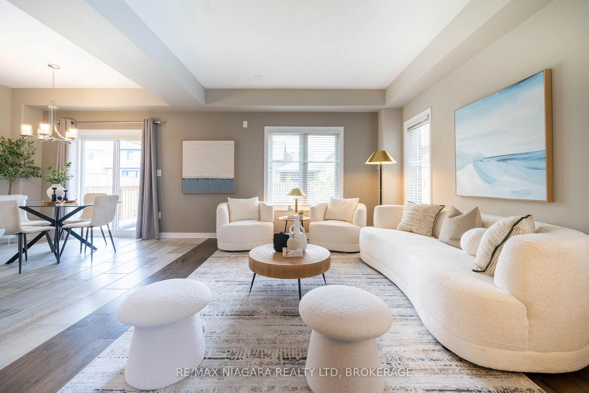 Photo 9 of 9385 Eagle Ridge Drive, Niagara Falls, Forestview — HOMEH