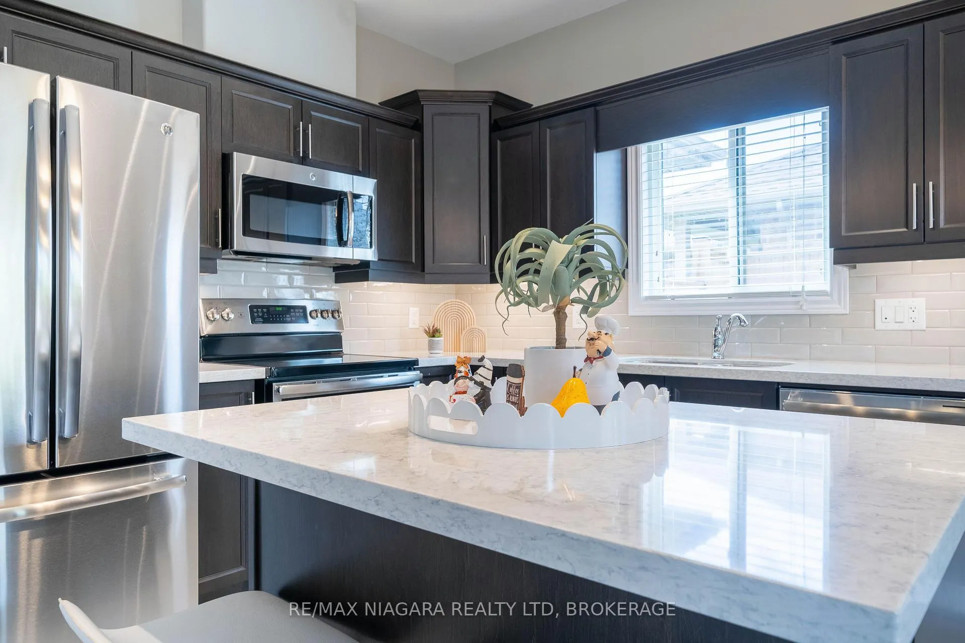 Photo 20 of 9385 Eagle Ridge Drive, Niagara Falls, Forestview — HOMEH