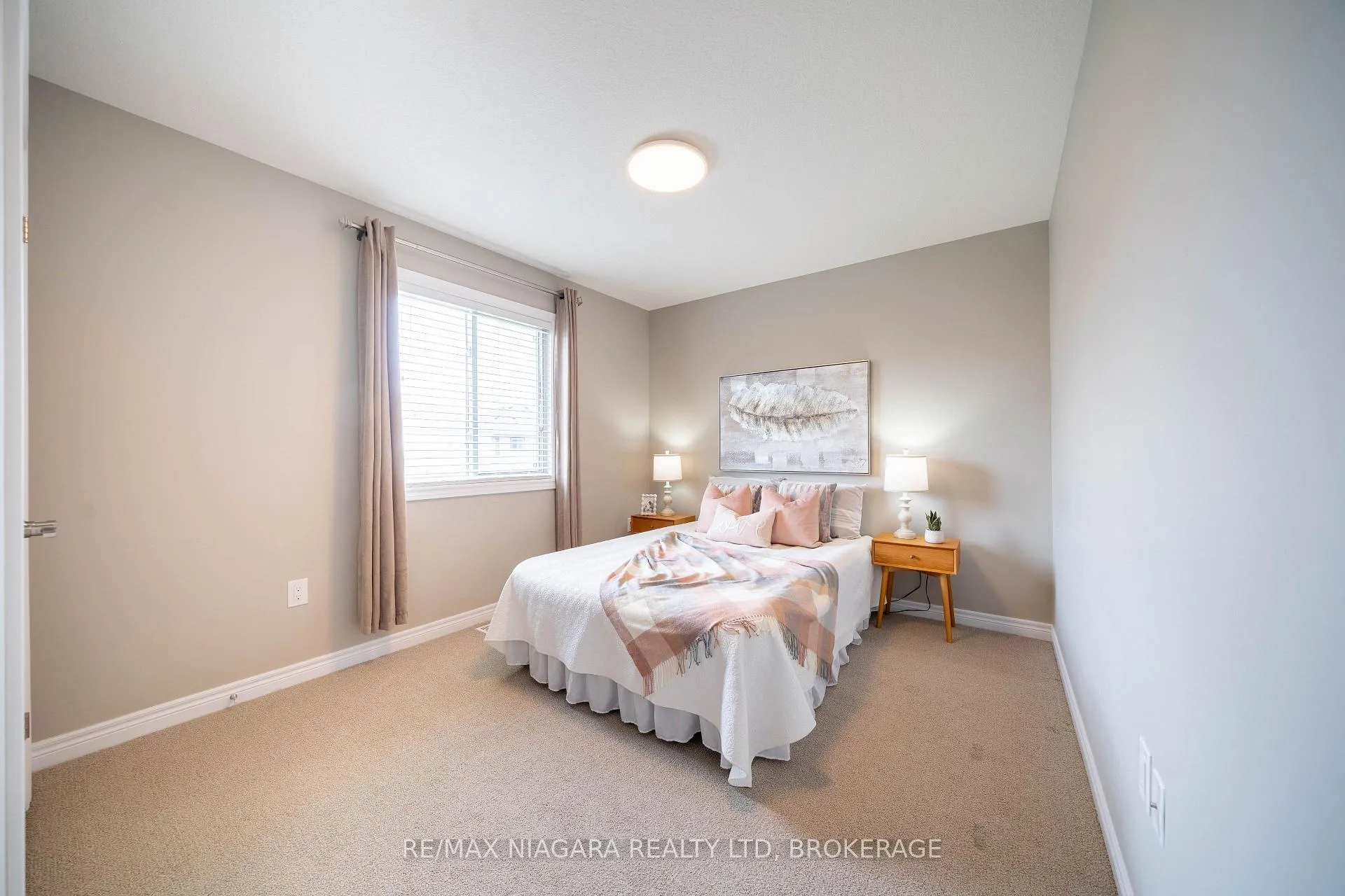 Photo 36 of 9385 Eagle Ridge Drive, Niagara Falls, Forestview — HOMEH