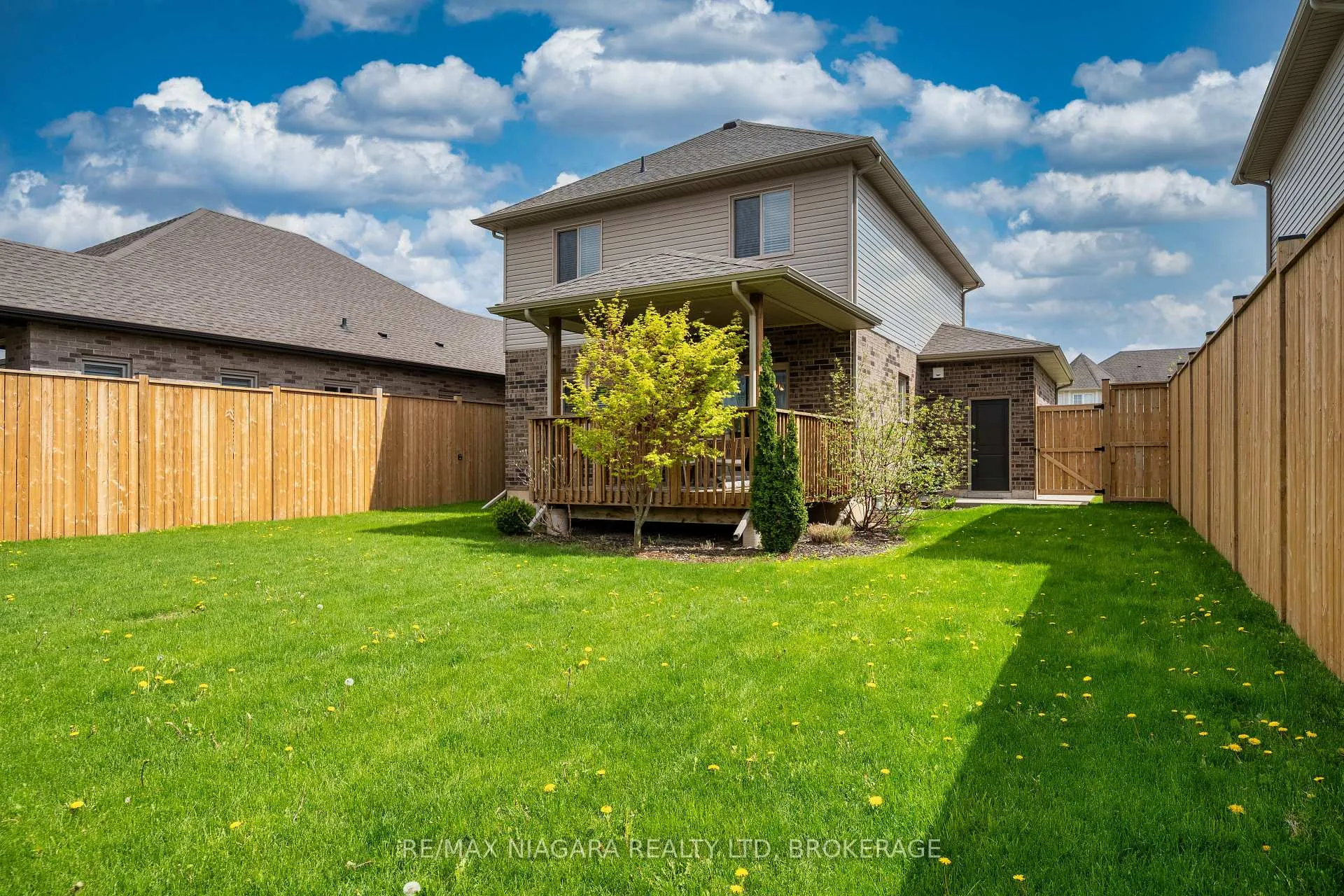 Photo 45 of 9385 Eagle Ridge Drive, Niagara Falls, Forestview — HOMEH