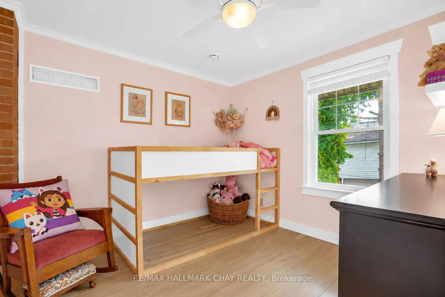 Photo 20 of 92 Dunlop Street, Orillia — HOMEH