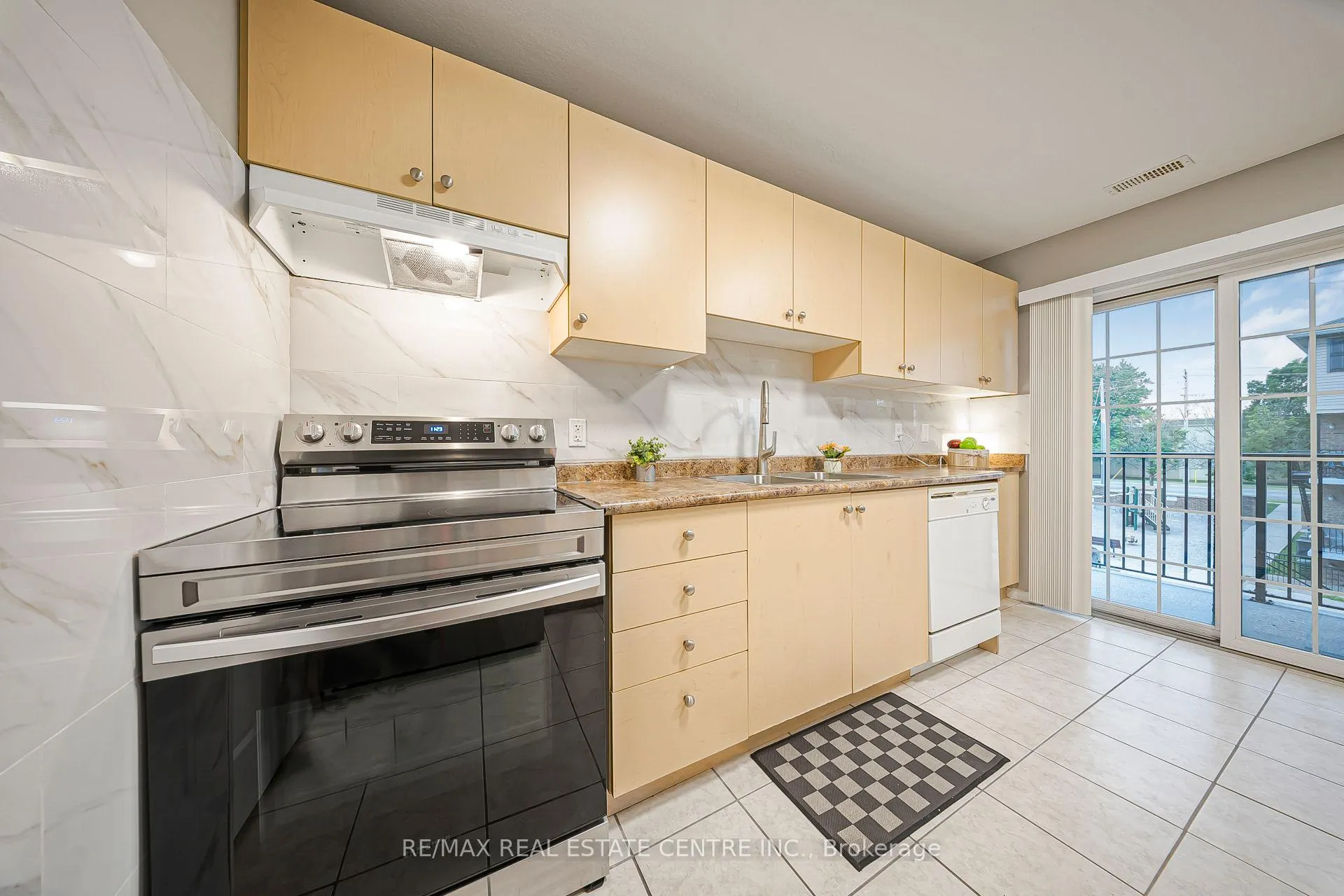 Photo 13 of Unit 37, 12 Holborn Drive, Waterloo — HOMEH