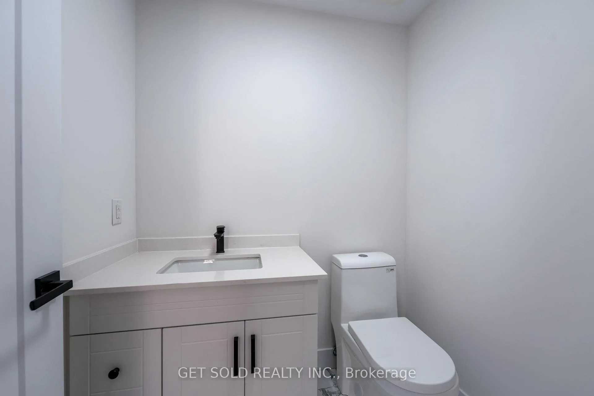 Photo 9 of Unit 10, 6701 Thorold Stone Road, Niagara Falls, Stamford — HOMEH