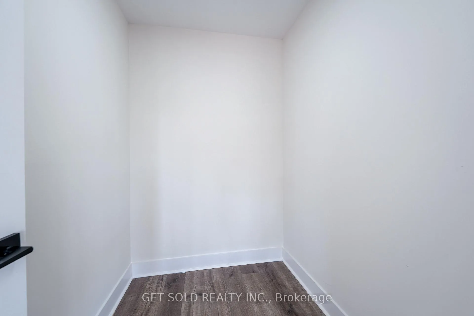 Photo 14 of Unit 10, 6701 Thorold Stone Road, Niagara Falls, Stamford — HOMEH