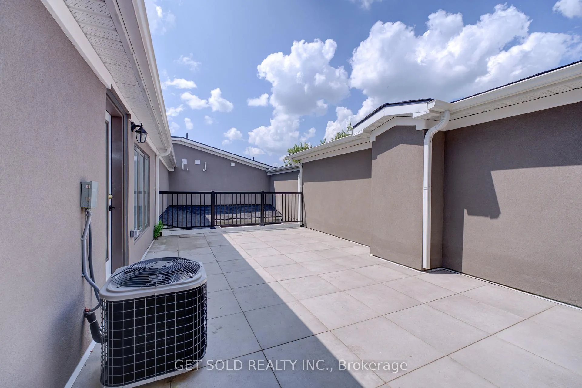 Photo 19 of Unit 10, 6701 Thorold Stone Road, Niagara Falls, Stamford — HOMEH