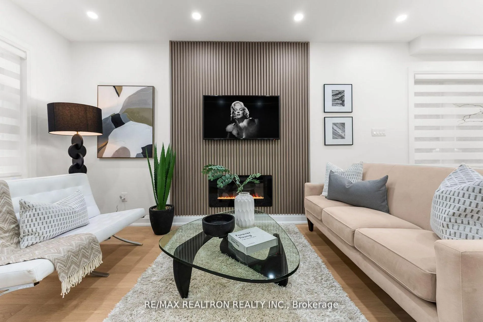 Photo 5 of 111 Glenmore Road, Toronto, Woodbine Corridor — HOMEH