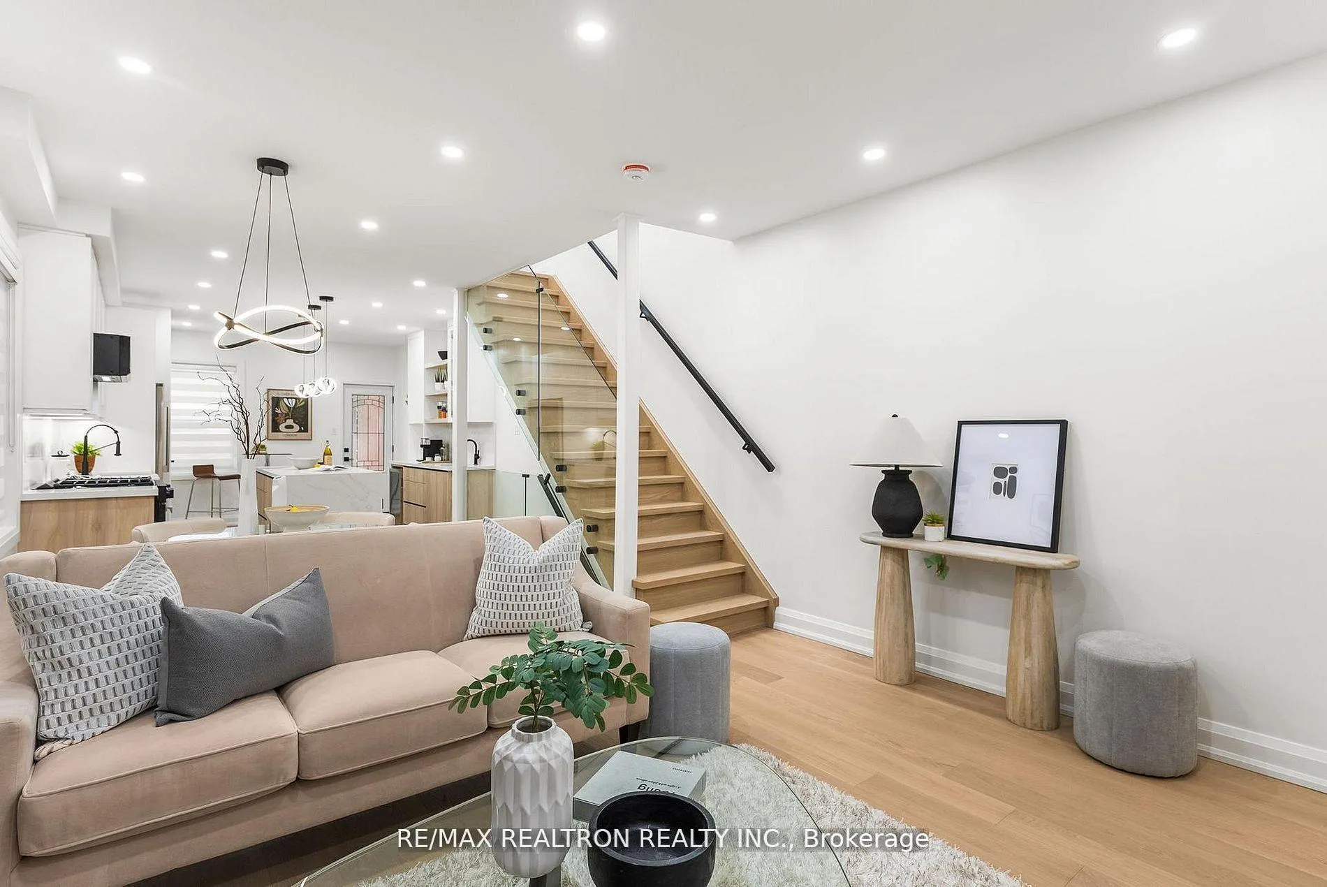Photo 6 of 111 Glenmore Road, Toronto, Woodbine Corridor — HOMEH